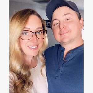 Meet your Posher, Casey